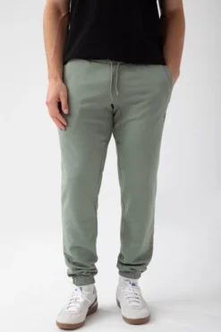Trec Wear NOWOŚĆ Zielone spodnie dresowe męskie TW BASIC PANTS 180 M GREEN